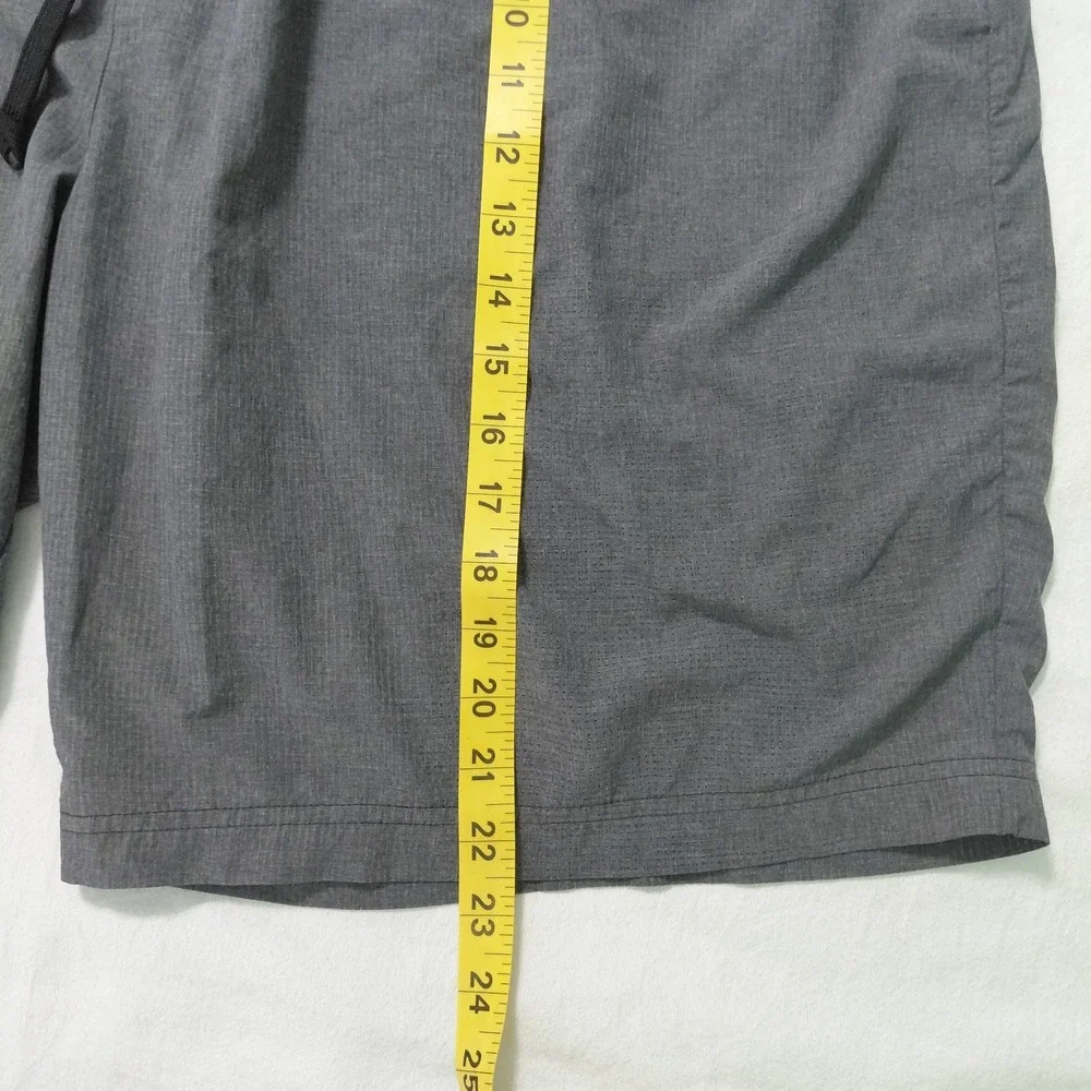 Adidas Mens Sportswear Training Essentials Athletics Shorts Size 2XL Gray